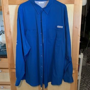 Columbia sportswear shirt. Size XXL